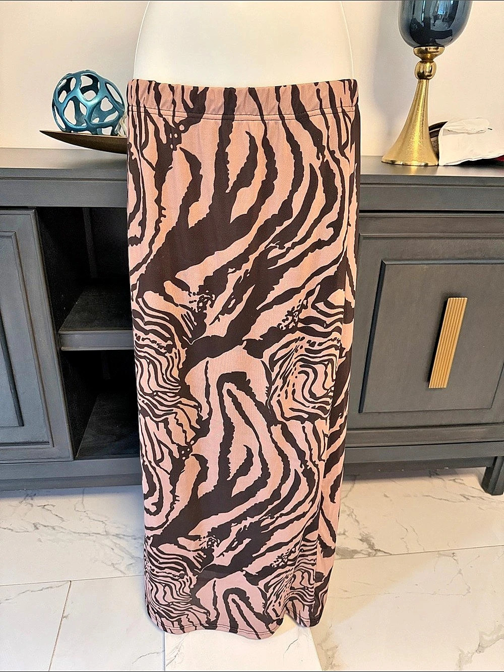 SHEIN Animal Print Maxi Skirt in Taupe & Brown Size large